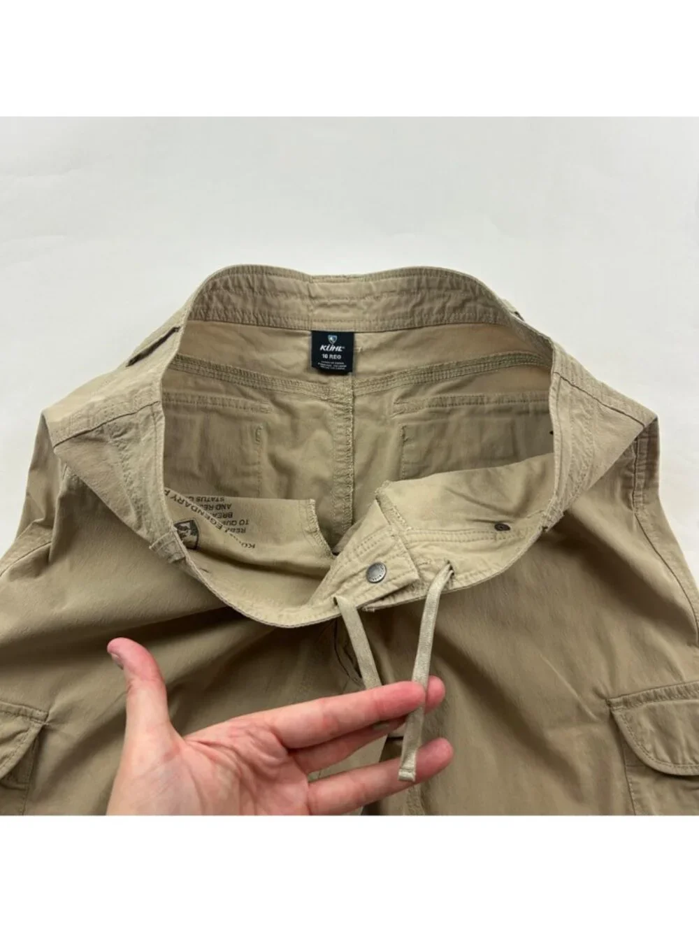 KÜHL Warm Tan Stretch Canvas Cargo Roll Cuff Adventure Pant 10R - Picture 4 of 7